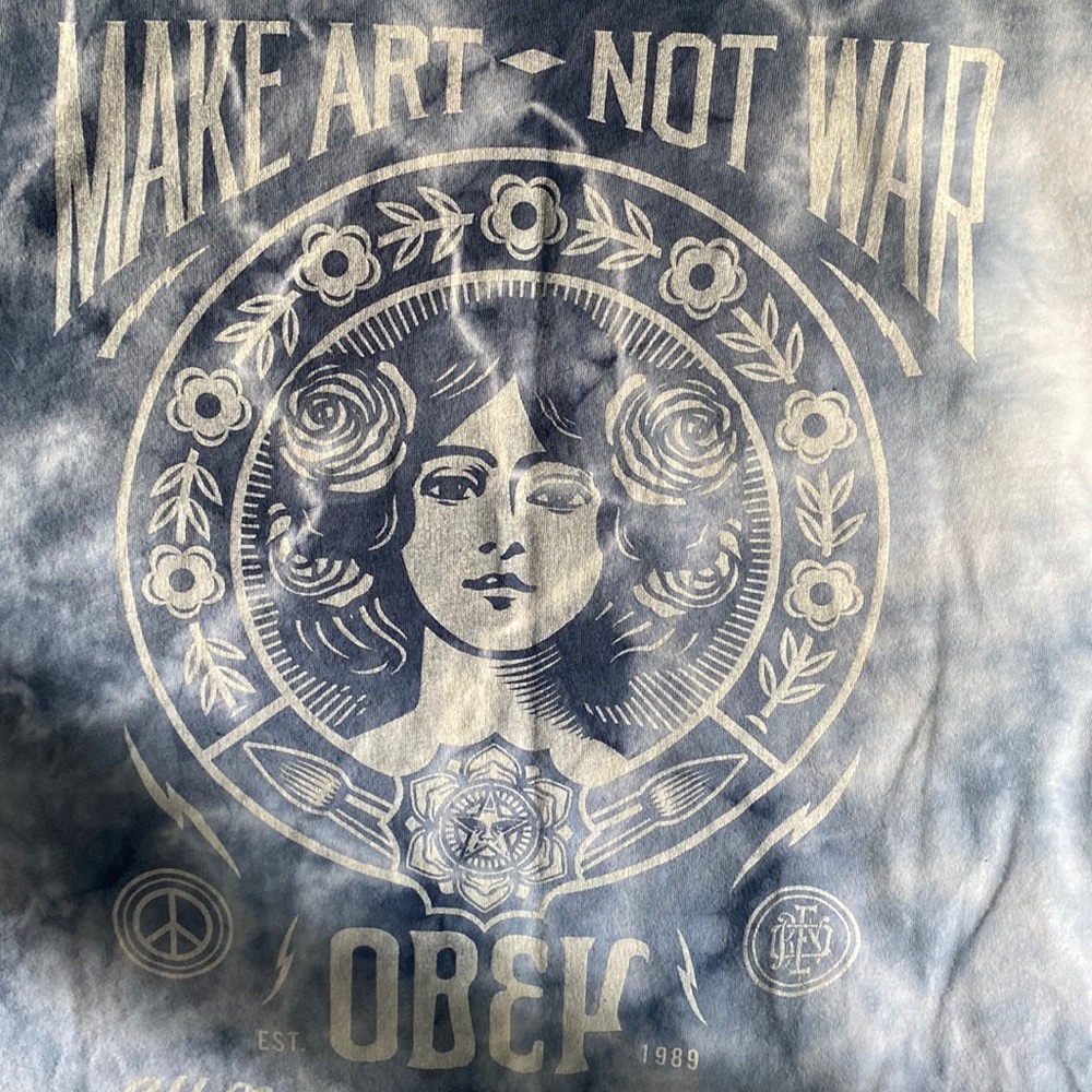 Obey Tye die shirt. Women Small